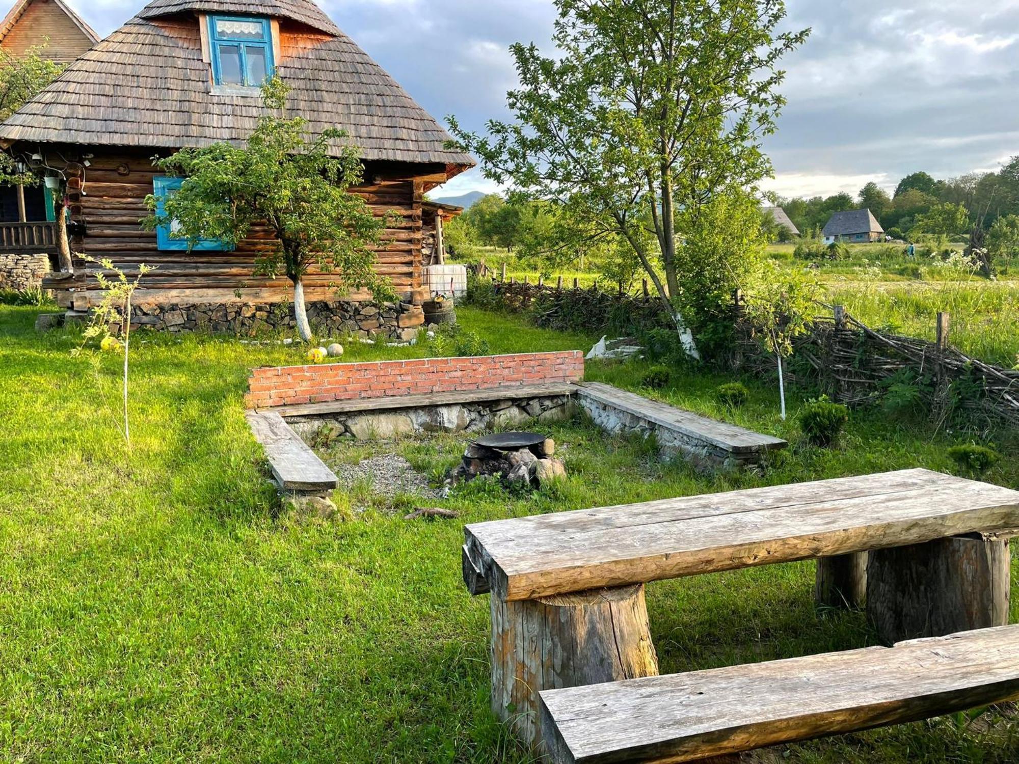 Complex Traditional Casuta Bunicilor-Breb Rom bilde