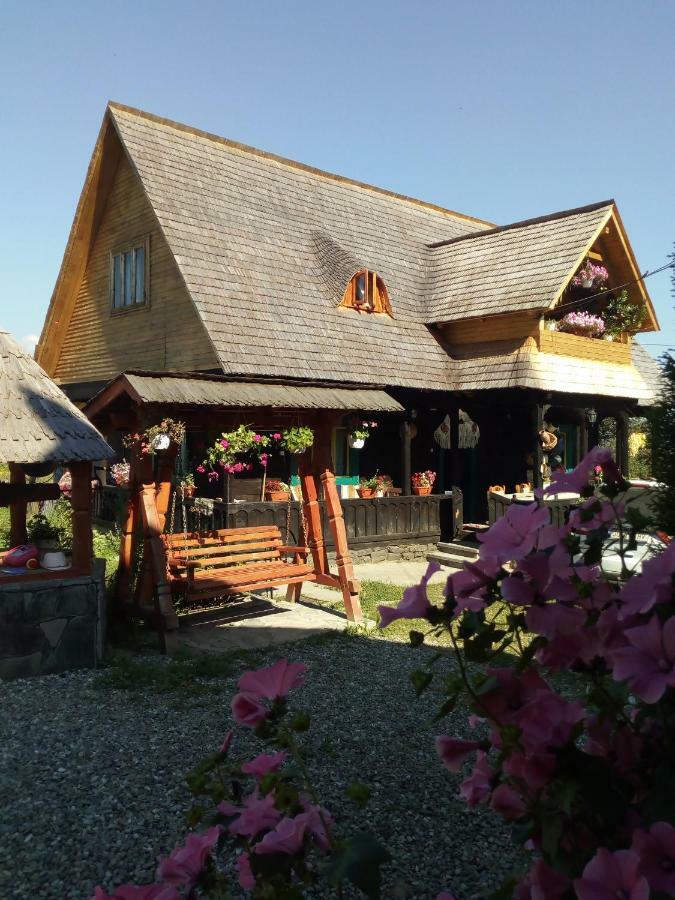Complex Traditional Casuta Bunicilor-Breb Eksteriør bilde